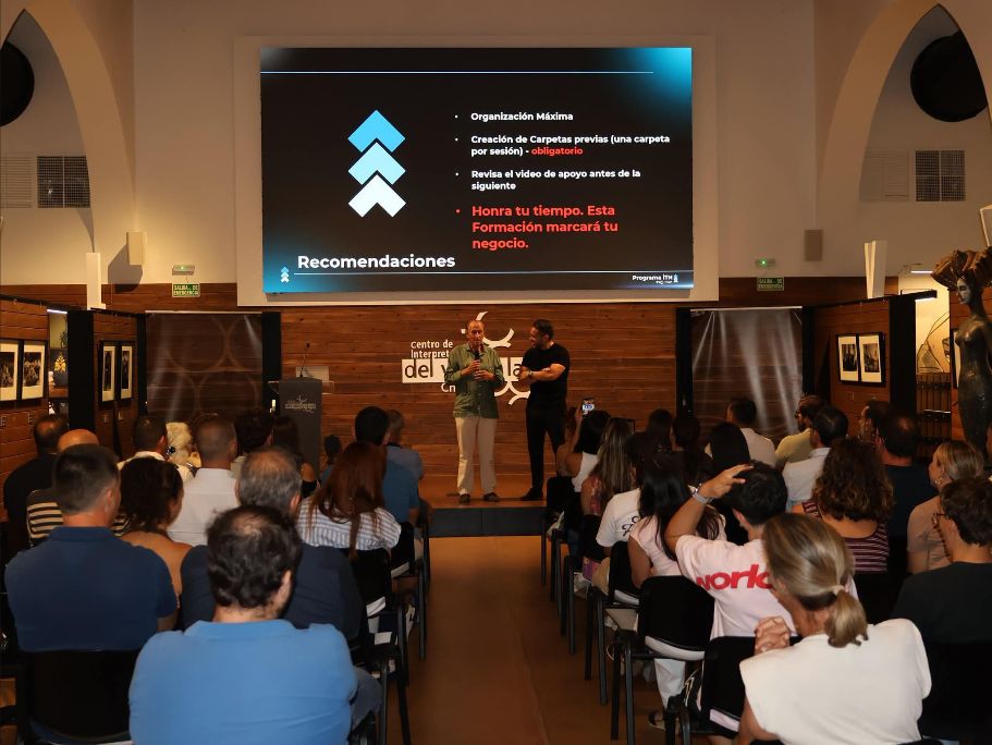 Presentación del taller Impulsa tu negocio con IA